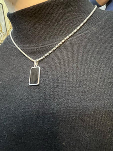 Silver pendant necklace