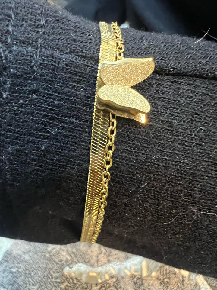 MULTI BUTTERFLY BRACELET WITH DOUBLE CHAIN
