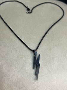 Spark Pendent Necklace