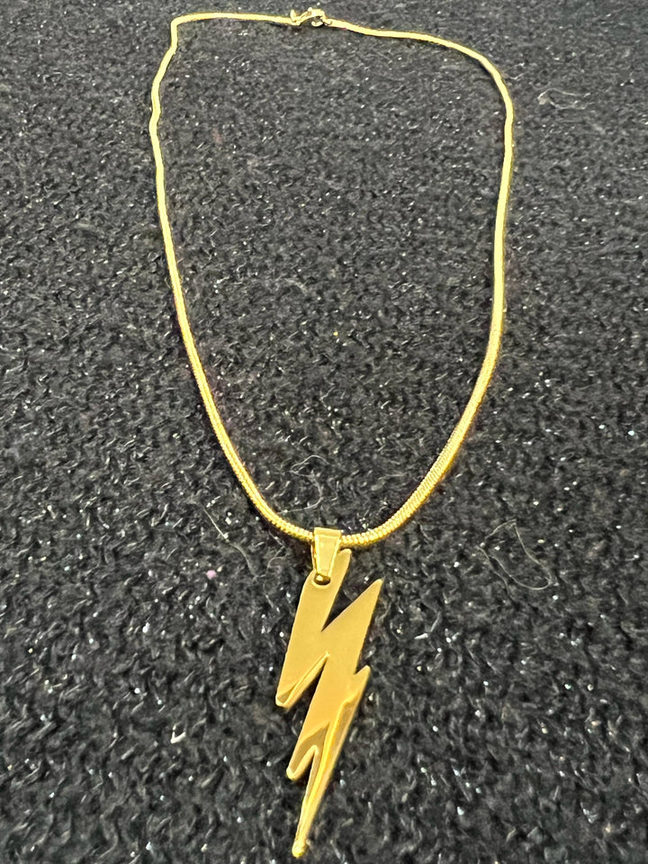 Spark Pendent Necklace